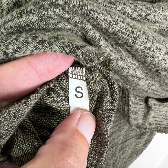 NWOT Hello Nite! Revolve Cowl Neck Relaxed Fit Lounge Top Green Marled Women’s S - Picture 7 of 7